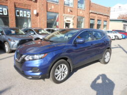 2023 Nissan Qashqai S AWD – Practically-New One Owner Very low kms  clean carfax!